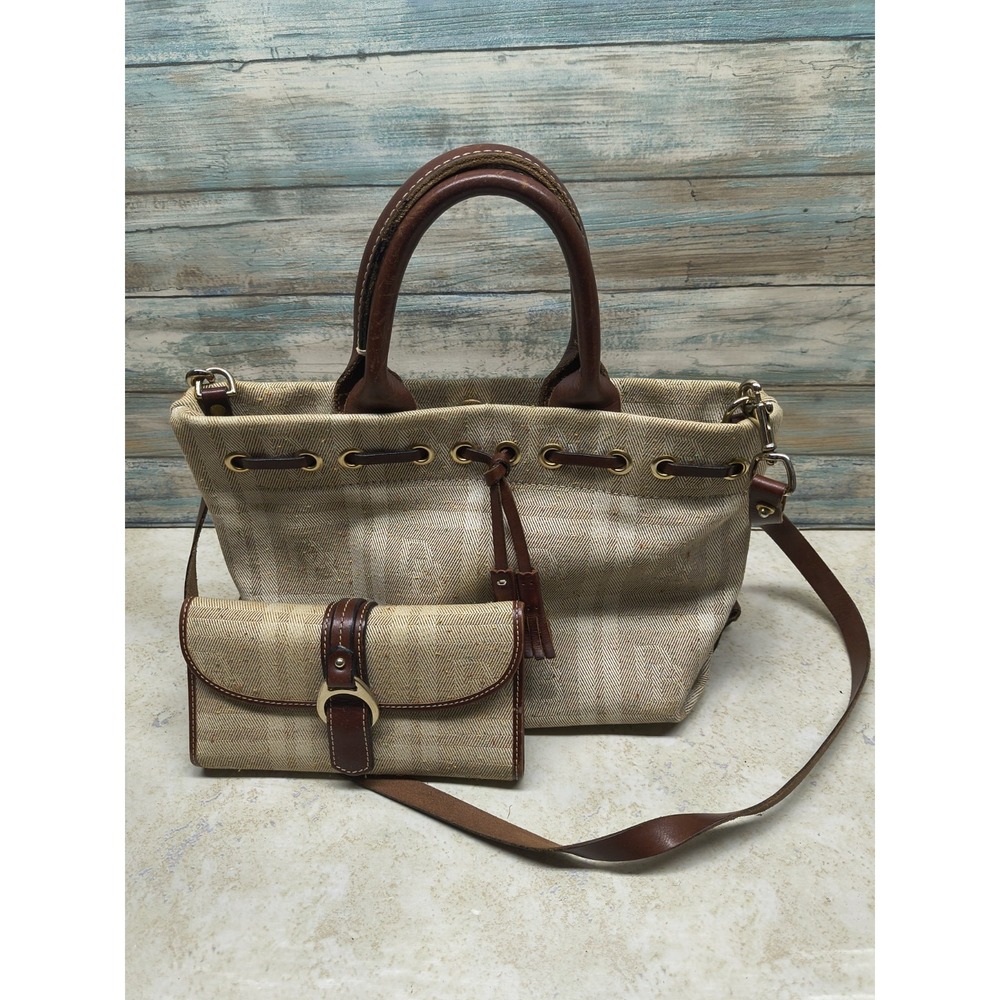 VTG Dooney & Bourke Signature‎ Tassle Tote With Wallet - Canvas